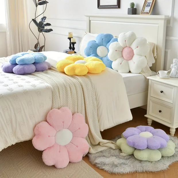 Flower-shaped plush throw rillow