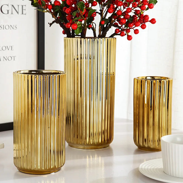 Elegant Nordic Ceramic Vase – Gold-Accented Floral Arrangement Pot for Stylish Home Decor