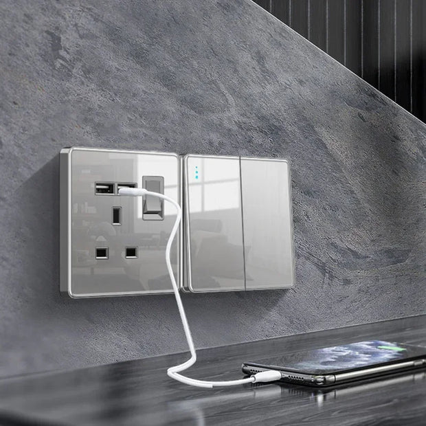 LuxeCharge® Deluxe grey glass wall switch UK 110-250V