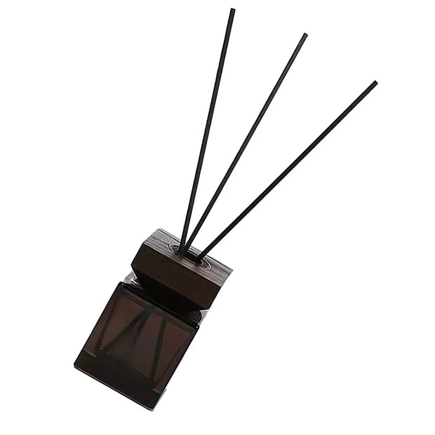 Elegant Glass & Wood Aromatherapy Diffuser Bottle – 100ml with Rattan Sticks